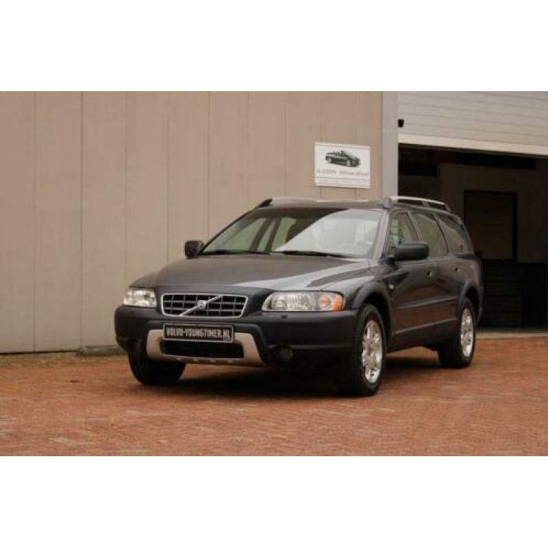 Volvo XC70 2.4 D5 AWD AUTOMAAT YOUNGTIMER (bj 2004)