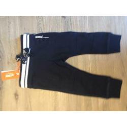Nieuw set Born to be Famous sweater neon broekje 68