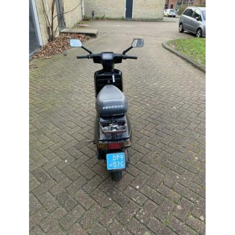 Peugeot rapido snor in uitstekende staat !!