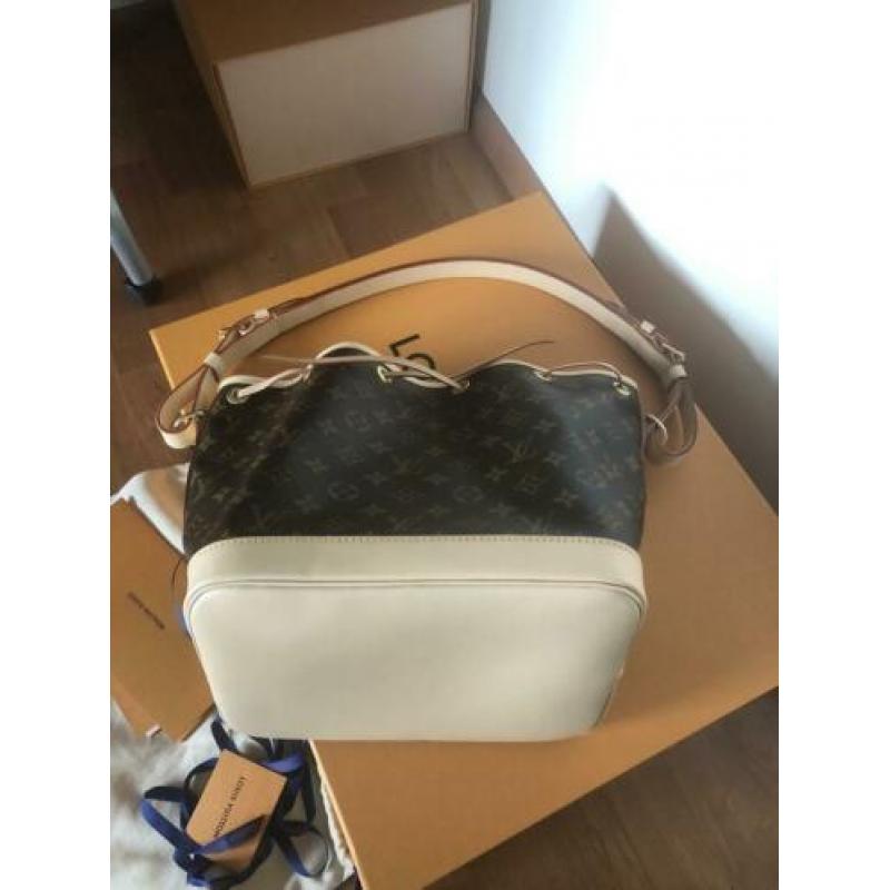 Louis Vuitton Petit Noé monogram