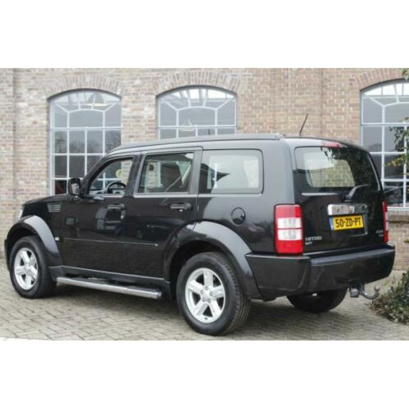 Dodge Nitro 2.8 CRD SXT Automaat, Navi, Bluetooth, Cruise, 2