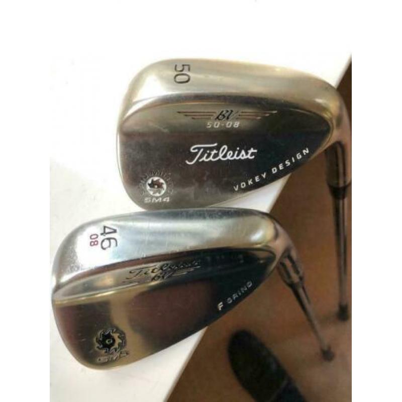 Titleis Vokey wedges 46 en 50 gr. met wedgeflex shaft