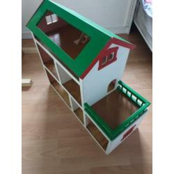 Uniek handgemaakt poppenhuis
