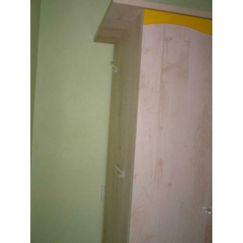 Kleding Kast Gaultier houtkleur zgan