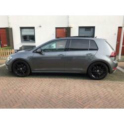 Volkswagen Golf VII 1.5 TSI 2018 High line R Line Garantie