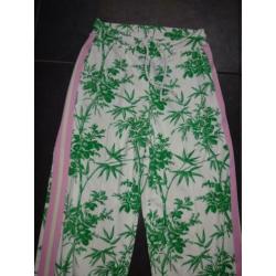 D4A Essentiel Antwerp soort jogging broek print band zijkant