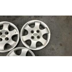 Wieldoppen set 14 inch Hyundai origineel