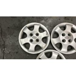 Wieldoppen set 14 inch Hyundai origineel