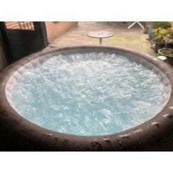Jaquzzi Lazy Spa St Moritz opblaasbaar