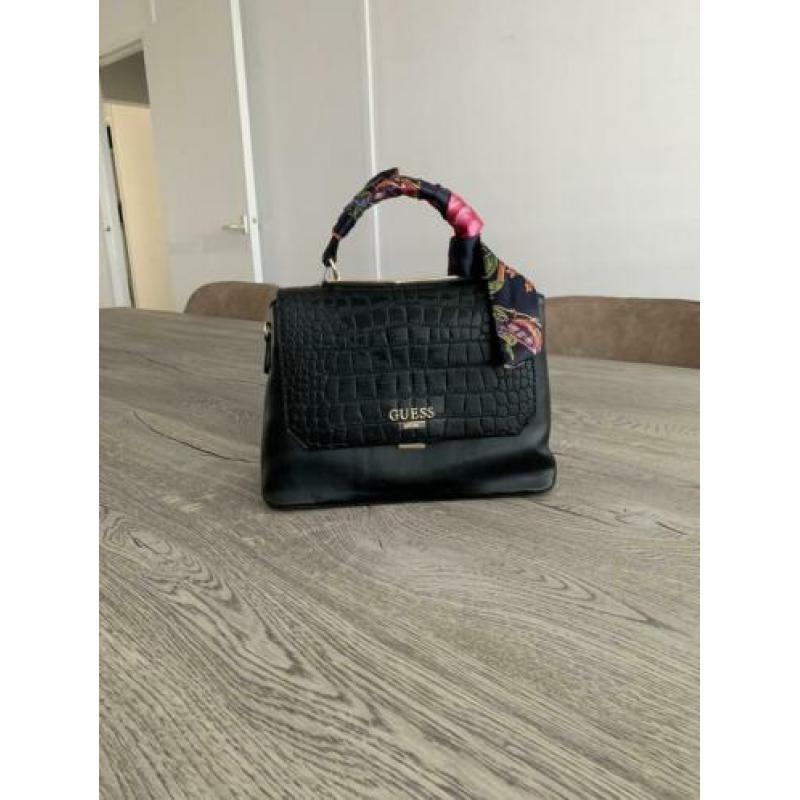 Guess tas bag handtas shopper lv cc gg ysl