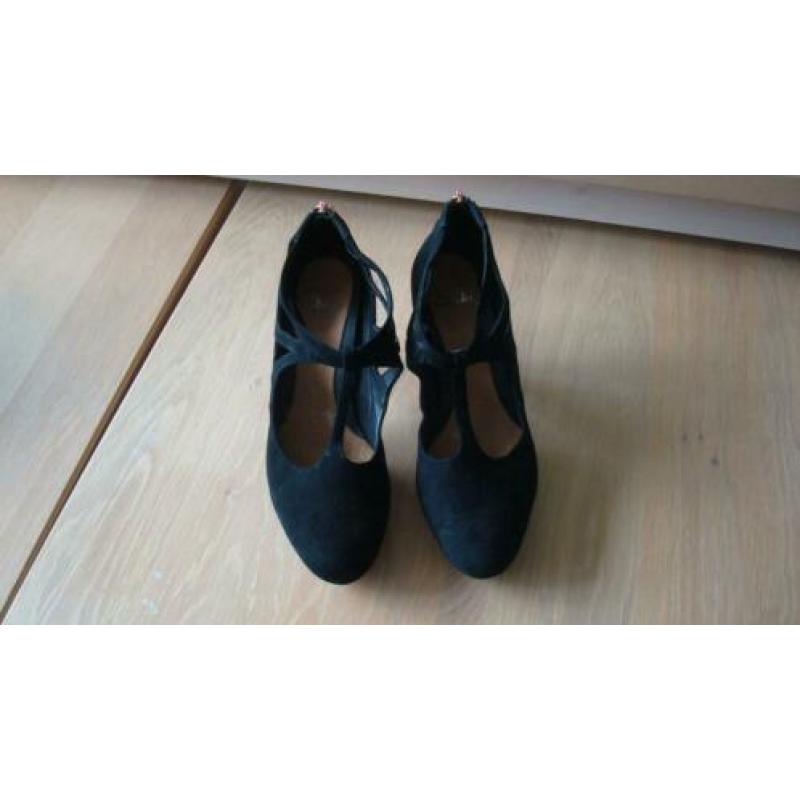 clarks zwarte pumps maat 4