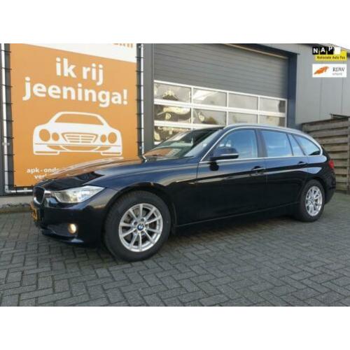 BMW 3-serie Touring 320d High Executive met Afneembare trekh