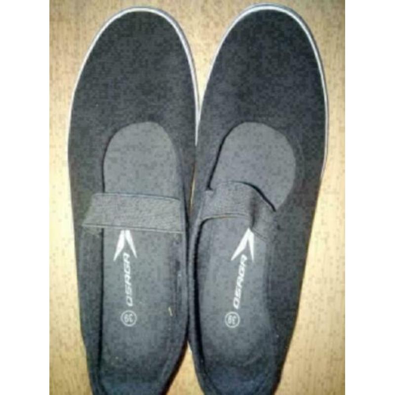 443, gymschoen te koop maat 39 merk Dutchy