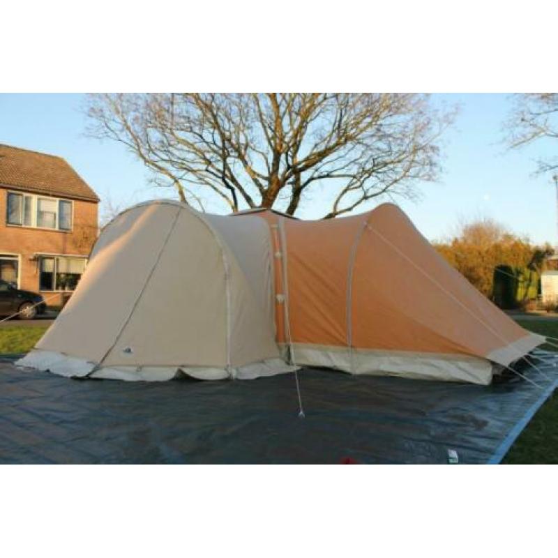 Karsten tent okergeel 300 met slaapcabine uitstekende staat