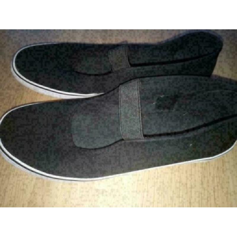 443, gymschoen te koop maat 39 merk Dutchy