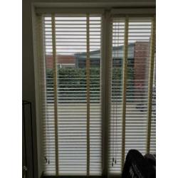 Te koop mooie pvc jaloezieën