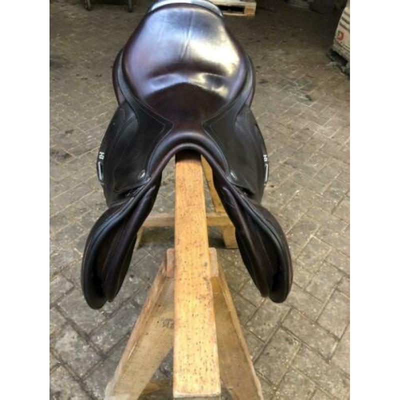 CWD 2Gs springzadel te koop 17.5 inch