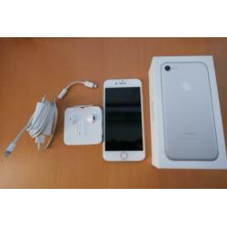 Apple iPhone 7 32GB Zilver. In nieuwstaat