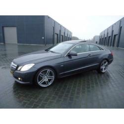 Mercedes-Benz E-klasse Coupé 200 CGI Avantgarde AMG met pano