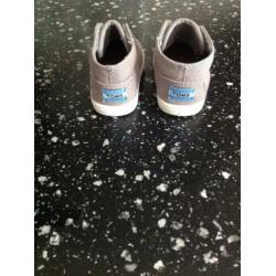 Toms babyschoentjes maat 18,5 unisex