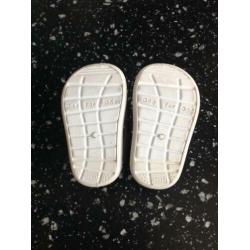 Toms babyschoentjes maat 18,5 unisex