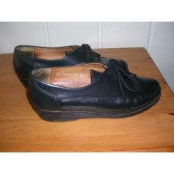 Nette zwarte leren schoenen / pumps van Mephisto, maat 39