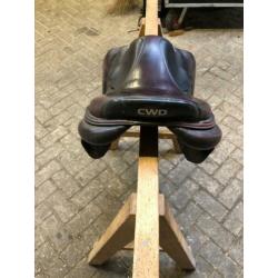 CWD 2Gs springzadel te koop 17.5 inch