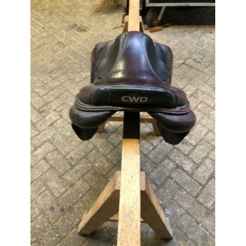 CWD 2Gs springzadel te koop 17.5 inch