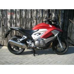 HONDA VFR800X (bj 2011)