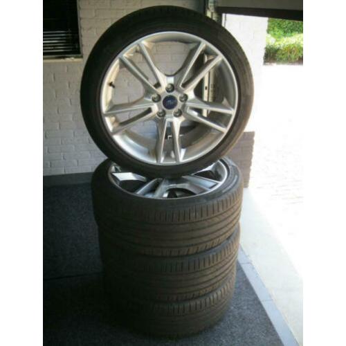 Originele Ford Mondeo 19 inch velgen tpms zomerbanden IZGST