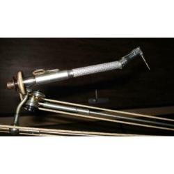 Antieke vintage tandartsboor met voetpedaal