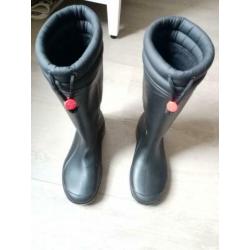Dunlop rain boots as good as new