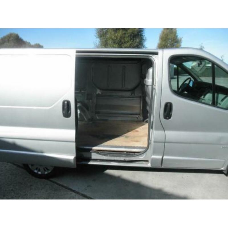 Opel Vivaro 1.9 DTI L1 H1 Airco, Trekhaak, Schuifdeur, Marge