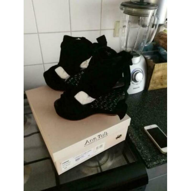 NIEUW***Super gave schoenen van Ann Tuil in doos