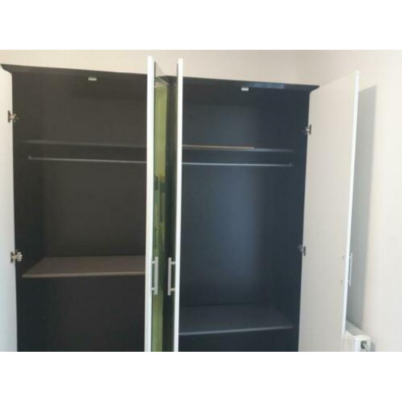 Complete set slaapkamer(Bed, Matras,Kledingkast, 2Nachtkast)