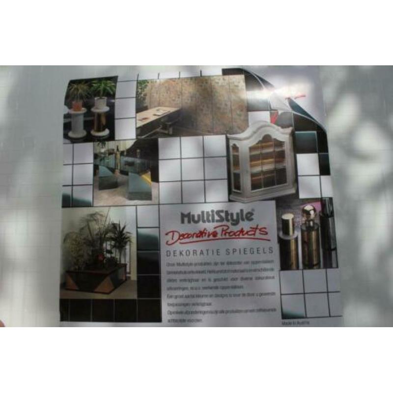 spiegelend/glanzend behangen kast muur mooi kinky Behang B