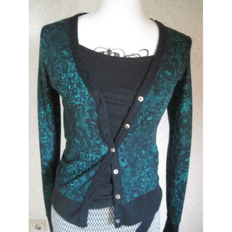 LEUK VEST van CASUAL CLOTHING. Maat:S