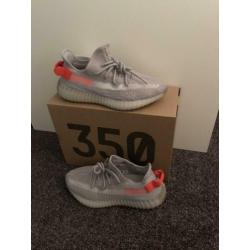 Yeezy tail light