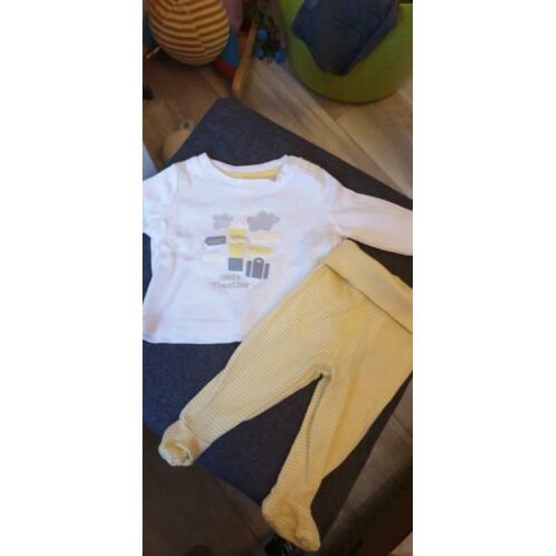 Pakket babykleding meisje maat 50/56