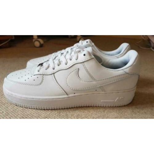 Nike air force 1 wit laag model maat 36