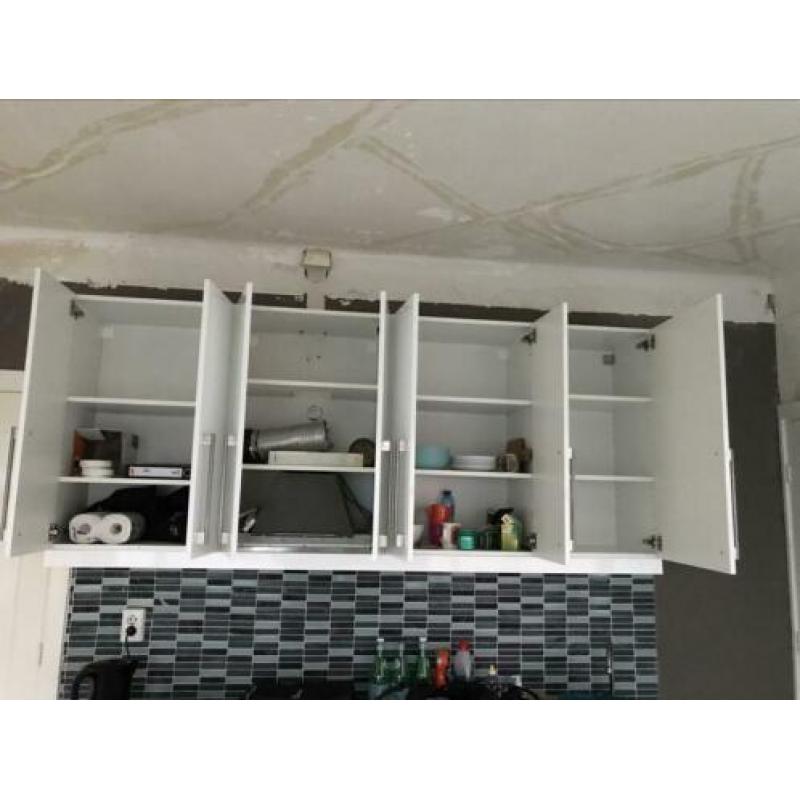 Ikea keuken bovenkasten met afzuigkap