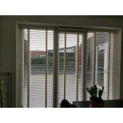 Te koop mooie pvc jaloezieën