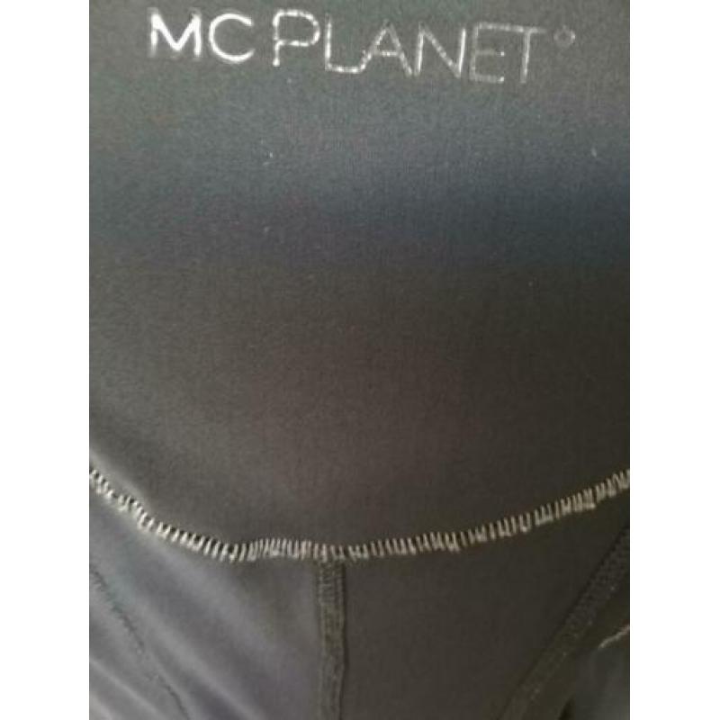 MC PLANET. Mooi vest travelstof. M