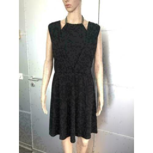 B1469 Nieuw: GUESS: zwart jurkje jurk maat 40=M