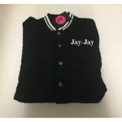 Leuk baseball vest met je eigen naam in maat 134