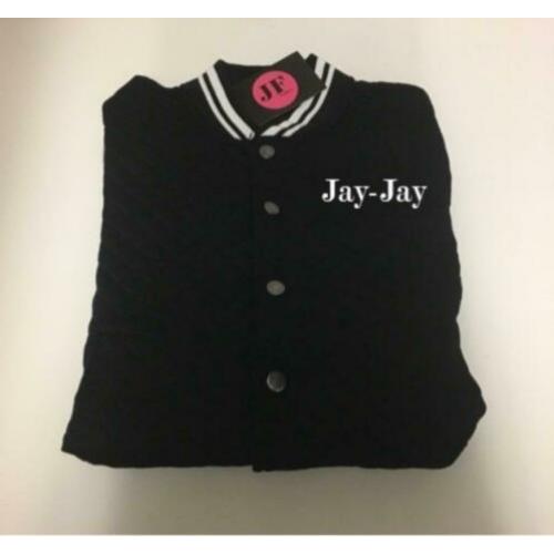 Leuk baseball vest met je eigen naam in maat 134