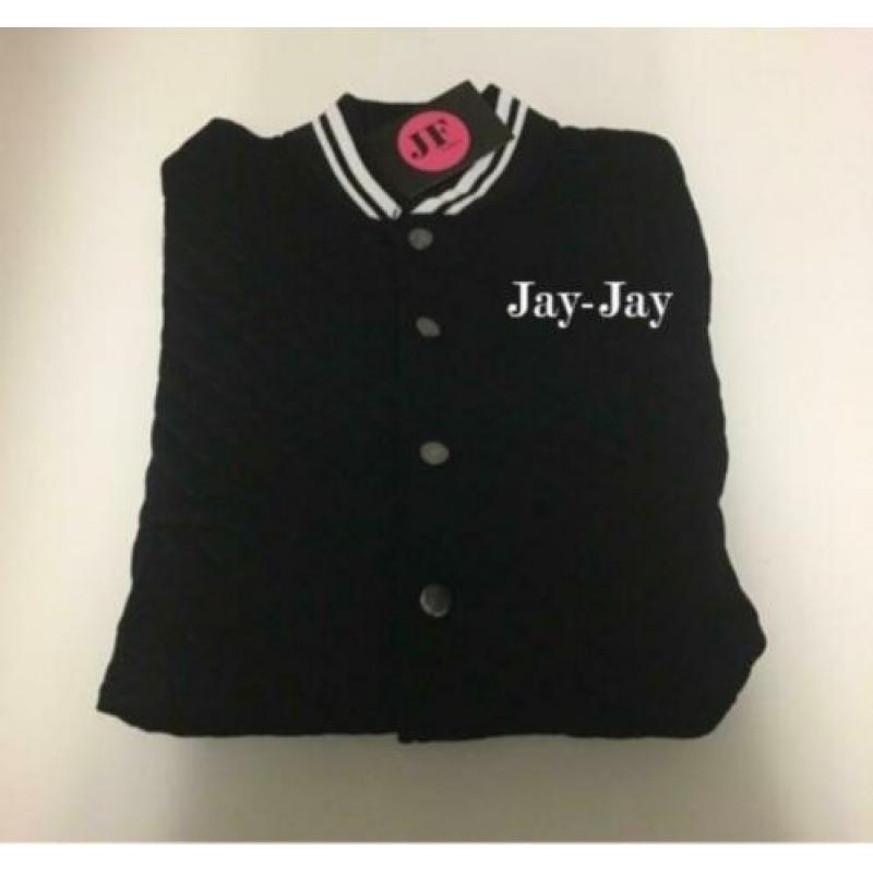 Leuk baseball vest met je eigen naam in maat 134