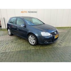 Volkswagen Golf 2.0 FSI Sportline