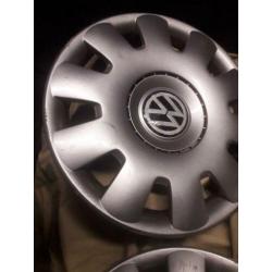 15 inch wieldoppen Volkswagen.