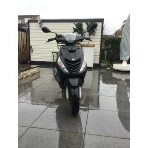 Piaggio Zip 25 km sp kappen